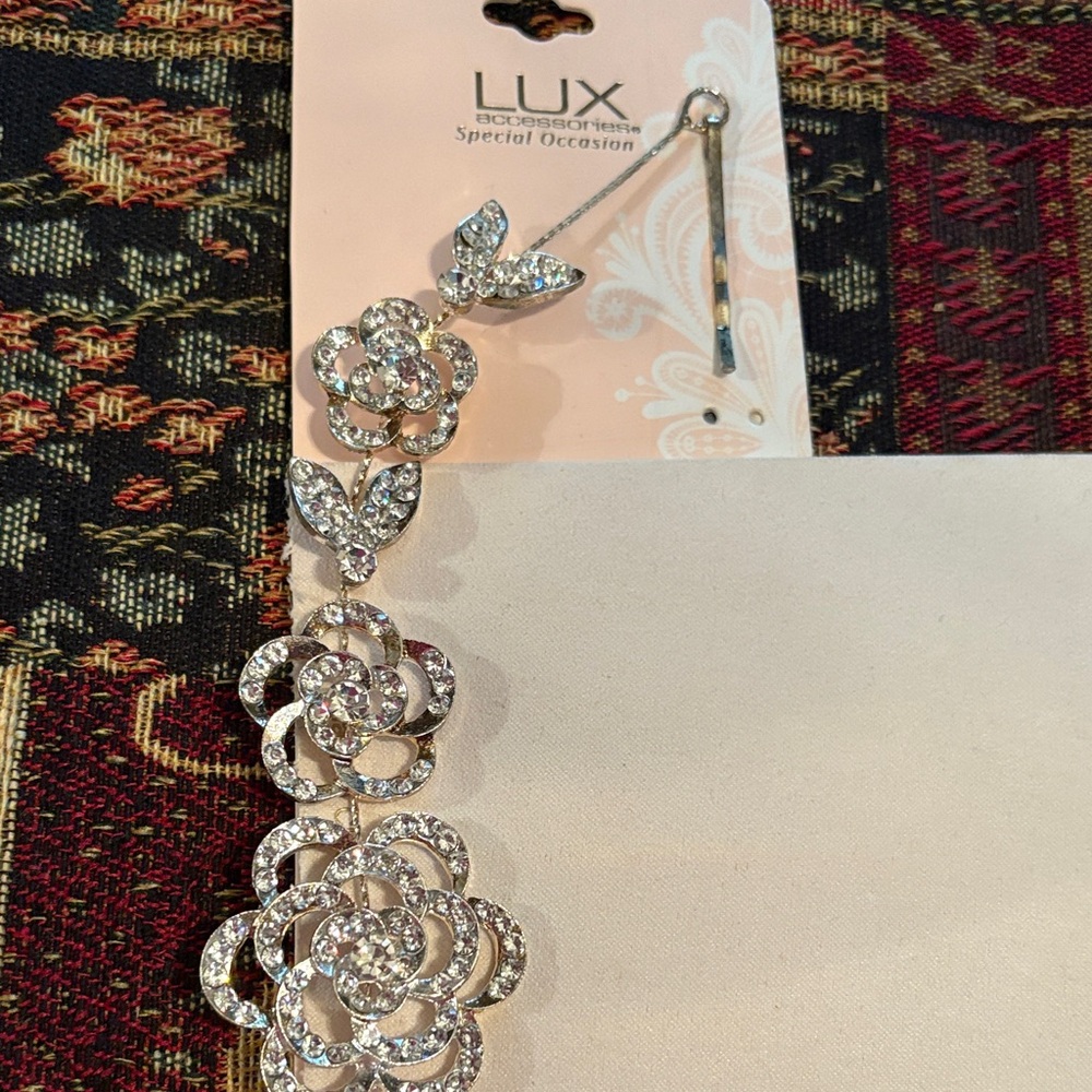 Lux Silver Sparkling Floral Hairpiece